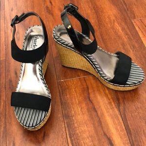 Charles David wedges